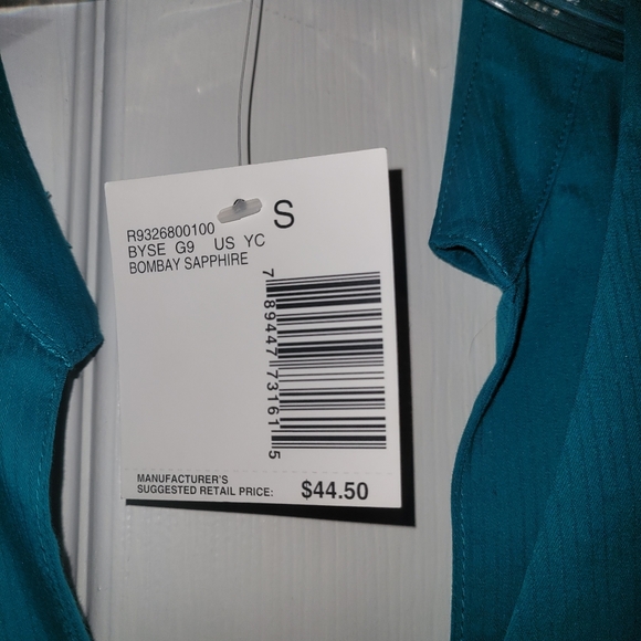 G by Guess Top - Picture 6 of 6